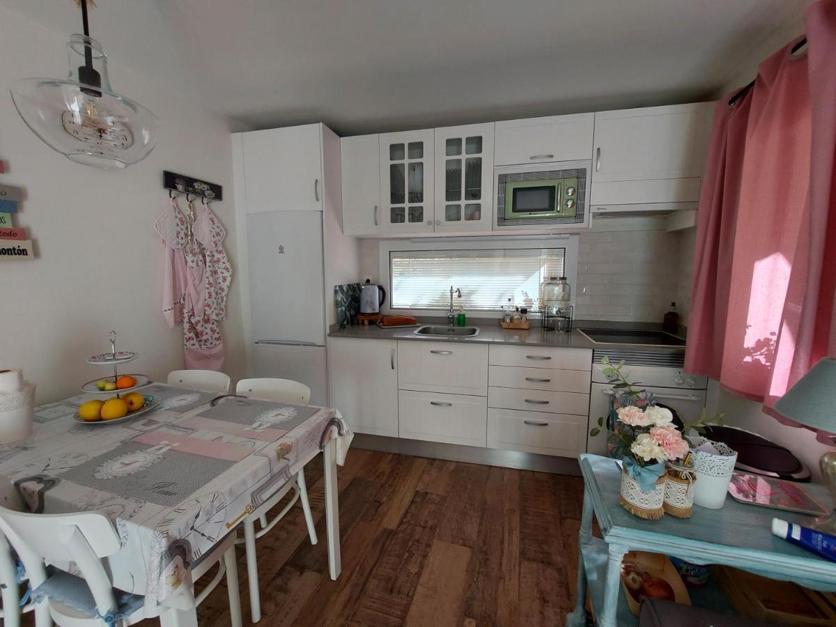 Casa Maestro Lelo - Acogedora Canaria Con Patios Y Jardines De Flores Ferienhaus