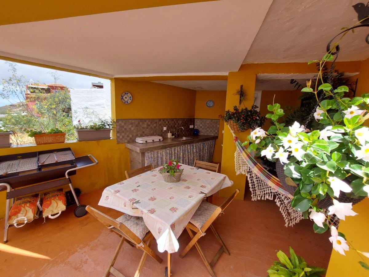 Casa Maestro Lelo - Acogedora Canaria Con Patios Y Jardines De Flores Casa de vacances